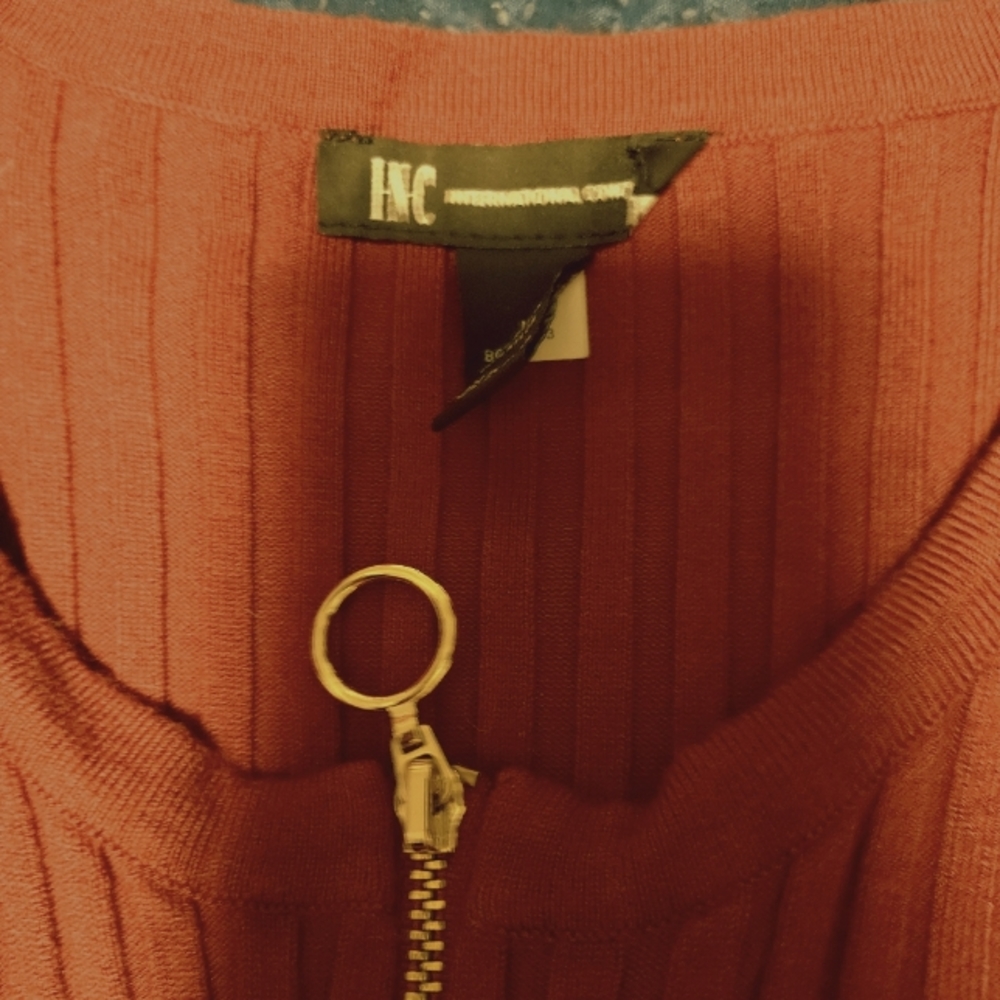 Beautiful macys Inc zipper ribbed too